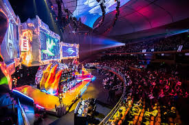 LPL S15陪练天团成立 茂凯担任教练门票价格暴涨